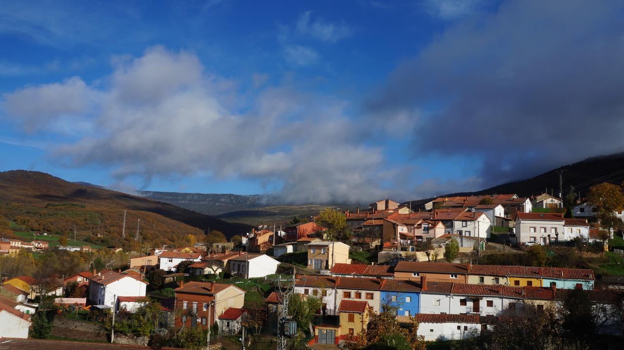 Hotel Rural El Valle Barruelo de Santullan ภายนอก รูปภาพ